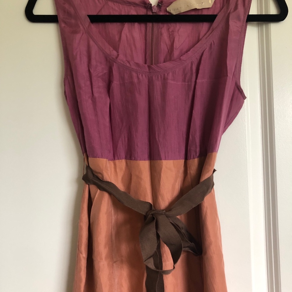 Dress - Picture 4 of 7